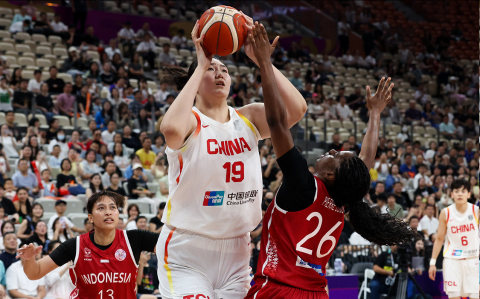 女篮而言 女篮而言